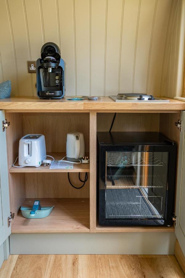 ホテル Glamping At South Lytchett Manor プール エクステリア 写真