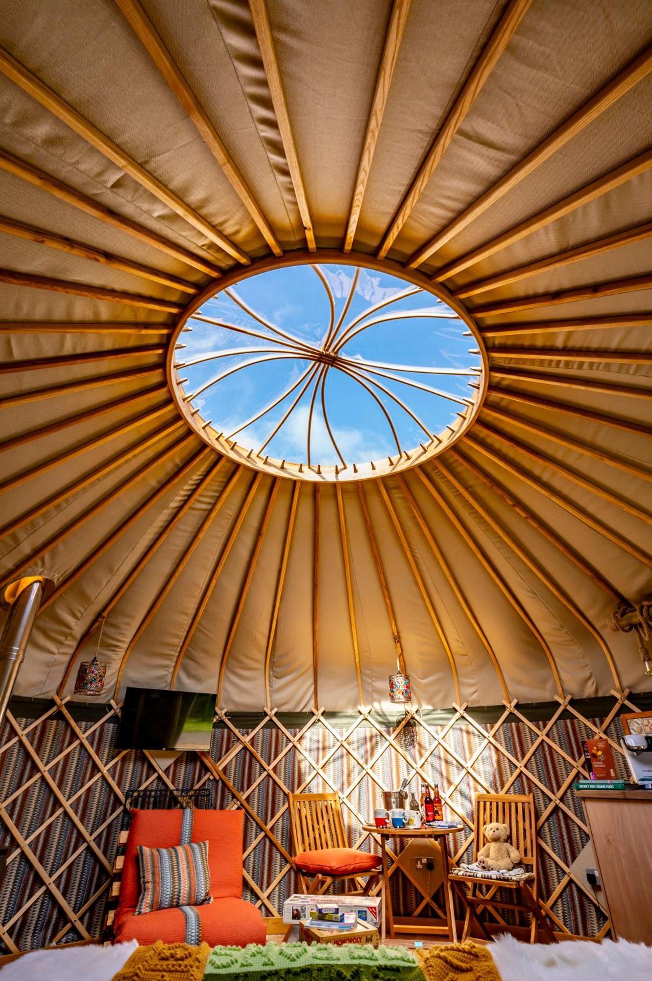 ホテル Glamping At South Lytchett Manor プール エクステリア 写真