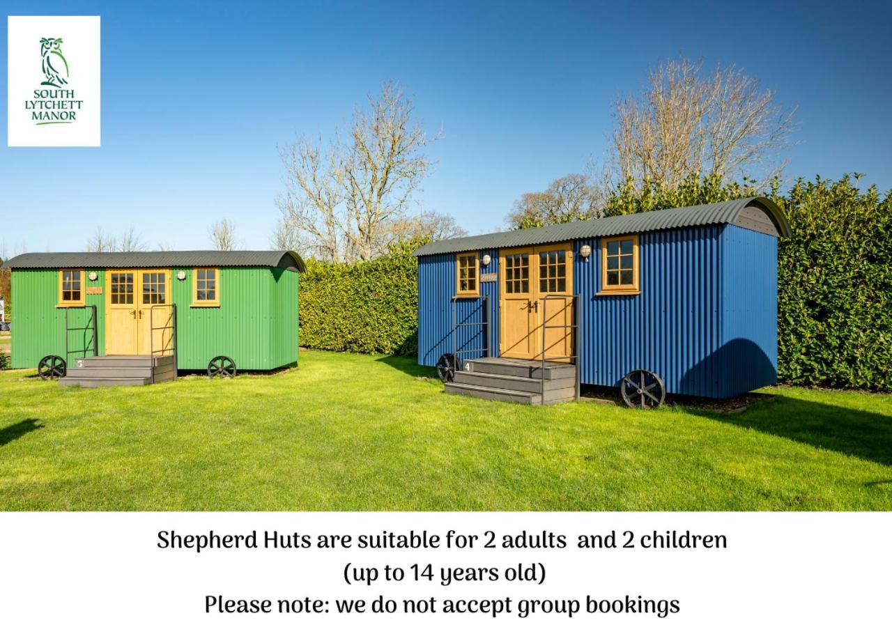 ホテル Glamping At South Lytchett Manor プール エクステリア 写真